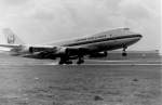 JAL JA-8114 Boeing B747-246B _ Landung auf dem Flughafen Hamburg (Hamburg Airport)  Mitte der 80'ger Jahre...