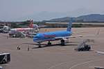 Thomson Airways, G-OOBC, B757-28A(W) hat die Parkposition am Hippokrates Airport auf Kos (KGS) erreicht. 15.09.2010