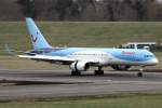 Thomson B757-200 G-OOBE landet 15 in BHX / EGBB / Birmingham am 23.02.2014