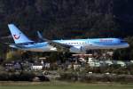 Thomson B757-200 G-OOBP im Anflug auf 08 in INN / LOWI / Innsbruck am 29.03.2014