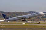 United Airlines, N76064, Boeing 767-424ER, 03.November 2017, ZRH Zürich.