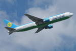 Uzbekistan Airways Boeing B767-33P(ER) UK67004, cn(MSN): 40536,
Frankfurt Rhein-Main International, 25.05.2017.