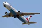 B767-300 (ohne Winglets) nach Washington beim Start von Rwy 11 Vienna Int. (VIE) 17.7.2009