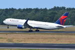 N177DZ Delta Air Lines Boeing 767-332(ER)(WL) , TXL , 13.07.2018