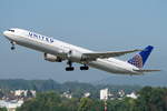 United Airlines Boeing B767-424(ER) N67052, cn(MSN): 29447,
Zürich-Kloten Airport, 05.09.2018.