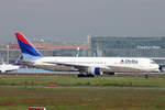 Delta Airlines, N173DN, Boeing 767-332ER, msn: 25061/341, 20.Mai 2005, FRA Frankfurt, Germany.