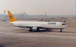 Boeing 767 der Lufthansatochter Condor  1999  in HAM.