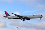 Delta Air Lines, N834MH, Boeing B767-432ER, msn: 29707/813, 05.Juli 2023, LHR London Heathrow, United Kingdom.