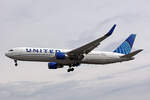 United Airlines, N666UA, Boeing B767-322ER, msn: 29238/715, 08.Juli 2023, LHR London Heathrow, United Kingdom.