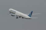 United Airlines, Boeing B 767-424(ER), N76064, BER, 10.10.2025