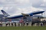 United Airlines, N647UA, Boeing, B767-322ER, 05.04.2010, ZRH, Zuerich, Switzerland

