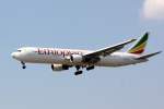 Ethiopian Airlines Boeing 767-360ER ET-ALF Landeanflug Flughafen Frankfurt am main 21.05.2011