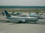 Boeing 767 der Continental in Frankfurt. Aufgenommen im Juli 2008.