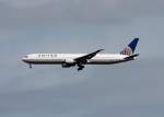United Airlines B 767-424(ER) N69059 bei der Landung in Frankfurt am Main am 16.08.2012