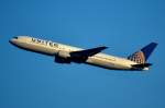 N643UA United Airlines Boeing 767-322(ER)   10.03.2014  Amsterdam-Schiphol
