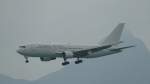 Boeing 767 von Dynamic Airways mit der Kennung N770JM am 19.4.2015 in Hongkong. Der Regen  war mein größter Feind