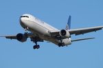 United Airlines Boeing B767-424(ER) N77066, cn(MSN): 29461,
Zürich-Kloten Airport, 24.08.2016.