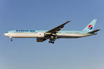 Korean Air, HL8209, Boeing, B777-3B5-ER, 29.04.2017, FCO, Roma, Italy         