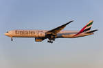Emirates, A6-EBV, Boeing, B777-31H-ER, 29.04.2017, FCO, Roma, Italy 



