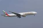 Eine Boeing 777-36NER der Emirates mit der Kennung A6-ECO aufgenommen am 04.04.09 am Züricher Flughafen.