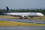 United Airlines Boeing B777-322(ER) N2135U, cn(MSN): 62646,
Frankfurt Rhein-Main International, 20.05.2018.