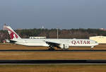 Qatar Airways, Boeing B 777-3DZ(ER), A7-BAP, TXL, 08.02.2018