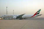Emirates Airlines, A6-ECK, Boeing 777-31HER, msn: 35584/743, 06.Februar 2022, DXB Dubai, VAE.