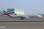 Emirates Airlines, A6-ENC, Boeing 777-3HER, msn: 41083/1058, 06.Februar 2022, DXB Dubai, VAE.