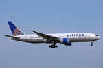 United Airlines, N229UA, Boeing B777-222ER, msn: 30557/388, 19.Mai 2023, AMS Amsterdam, Netherlands.
