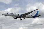 Kuwait Airways, 9K-AOD, Boeing B777-369ER, msn: 62562/1458,  Um Almaradim , 06.Juli 2023, LHR London Heathrow, United Kingdom.