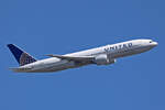 United Airlines, N77019, Boeing B777-224ER, msn: 35547/617, 07.Juli 2023, LHR London Heathrow, United Kingdom.
