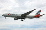 American Airlines, N758AN, Boeing B777-223ER, msn: 32637/371, 08.Juli 2023, LHR London Heathrow, United Kingdom. 