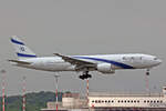 El Al Israel Airlines, 4X-ECF, Boeing B777-258ER, msn: 36084/655,  Kiryat Shmona , 12.Juli 2023, MXP Milano Malpensa, Italy.