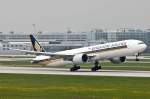 Takeoff B777/Singapore Airlines/Mnchen/MUC/22.05.2010.