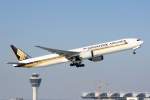 Singapore Airlines Boeing 777-312ER 9V-SWH Flughafen Mnchen 29.01.2011