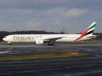 Emirates; A6-EMN; Boeing 777-31H. Flughafen Dsseldorf. 09.01.2011.