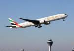 Emirates Boeing 777-31H A6-EMO Flughafen Mnchen 26.02.2011