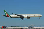 Alitalia, EI-WLA, Boeing 777-3Q8ER, msn: 35783/786,  Roma , 01.Juli 2021, MXP Milano Malpensa, Italy.