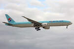 Korean Air, HL8217, Boeing B777-3B5ER, msn: 37648/938, 03.Juli 2023, LHR London Heathrow, United Kingdom.