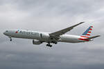 American Airlines, N724AN, Boeing B777-323ER, msn: 31548/1113, 04.Juli 2023, LHR London Heathrow, United Kingdom.
