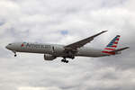American Airlines, N718AN, Boeing B777-323ER, msn: 41665/1062, 06.Juli 2023, LHR London Heathrow, United Kingdom.