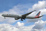 American Airlines, N727AN, Boeing B777-323ER, msn: 33541/1176, 06.Juli 2023, LHR London Heathrow, United Kingdom.