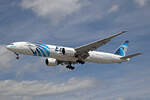 Egyptair, SU-GDM, Boeing B777-36NER, msn: 38285/862, 06.Juli 2023, LHR London Heathrow, United Kingdom.