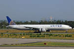 United Airlines, N2846U, Boeing B777-322ER, msn: 64990/1550, 15.August 2025, FRA Frankfurt, Germany.