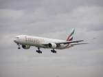 Emirates 777-300 (A6-EMM) Endanflug DUS 23L
