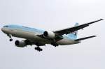 Korean Air, HL7765, Boeing, B777-2B5ER, 04.09.2011, YYZ, Toronto, Canada 






