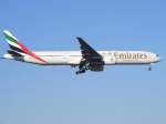 Emirates // A5-EGY // Boeing 777 // 13.01.2013 // DUS

Die Sonne stand perfekt! 