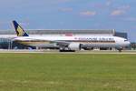 9V-SWS / Singapore Airlines / B777-312(ER) beim Start in MUC nach Singapur (SIN) 08.08.2014