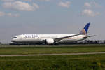 N29968 United Airlines Boeing 787-9 Dreamliner am 11.04.2019 beim Start in Amsterdam Schiphol.