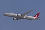 Turkish Airlines, TC-LMB, Boeing B787-9, msn: 65823/1173, 07.Februar 2026, DXB Dubai, VAE